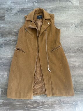 7 For All Mankind Sleeveless Moto Vest in Camel Brown